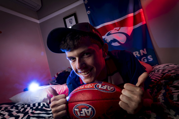 Alex Nason, who lives with autism, is a mad-keen Bulldogs supporters and is pumped for Saturday's elimination final.