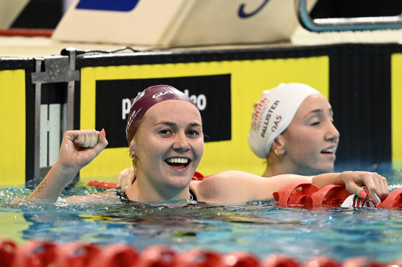 Ariarne Titmus has set a new 400m freestyle world record.