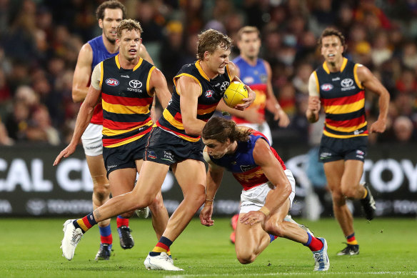 Jordan Dawson gets past Jarrod Berry. 