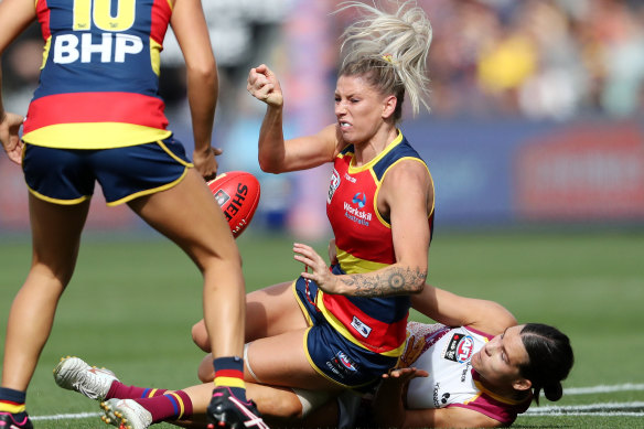 Adelaide player Deni Varnhagen has been put on the club’s inactive list over her vaccination status.