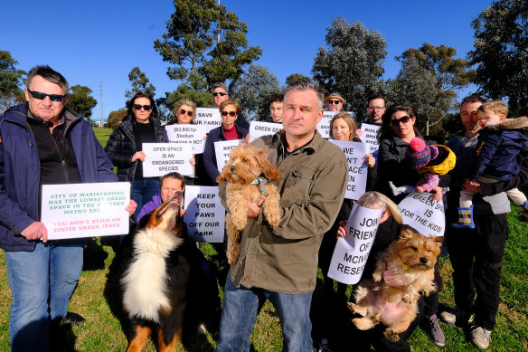 Yarraville residents fear an off-leash dog exercise area in the McIvor Reserve will be chosen by Maribyrnong City Council as the preferred location for an indoor sports stadium.  