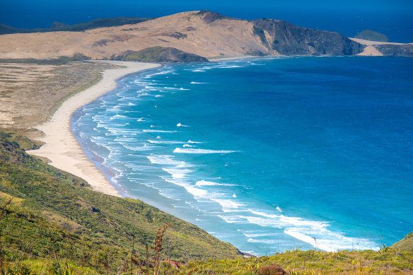 View from the top… 50 Mile Beach.