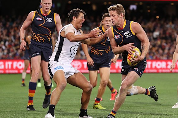 The Crows are cruising.
