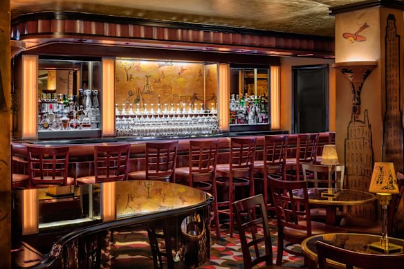Legendary art deco piano bar Bemelmans Bar in The Carlyle in NYC.