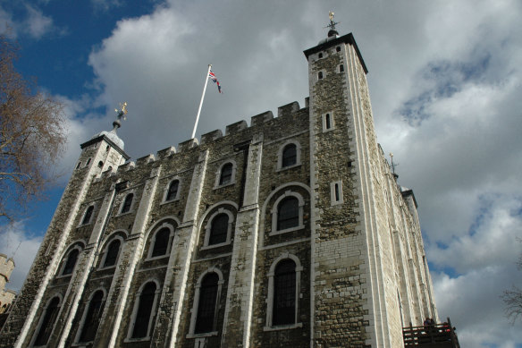 The White Tower was begun in the reign of William the Conqueror and completed by 1100. 