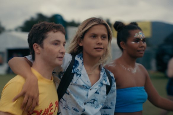 James (Rory Potter), Maxie (Rasmus King) and Summer (Yasmin Honeychurch) are three friends who go on a music festival spree.