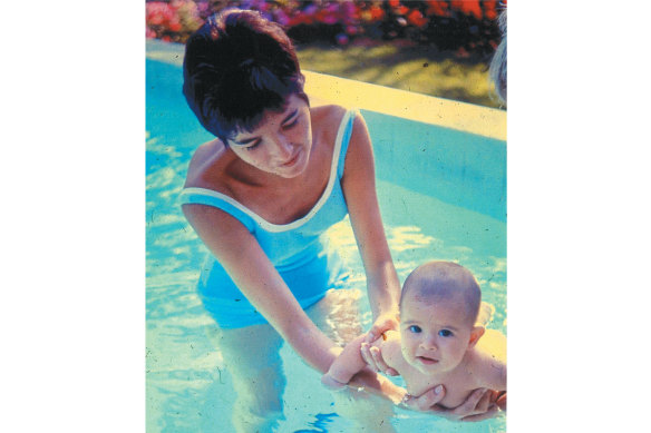 The author as a baby with her mother 
in 1968.