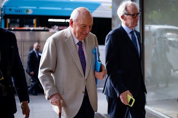 SMH/SFR COURTS NEWS: Alan Jones arrives at Downing Centre Courts. Tuesday, October 6th, 2026. Photo: Audrey Richardson, The Sydney Morning Herald.