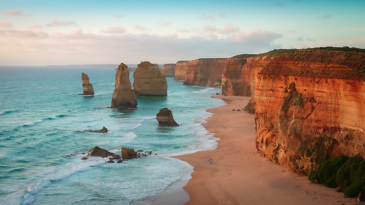 Bookings open to see one of Australia’s most famous natural landmarks - and it will cost you