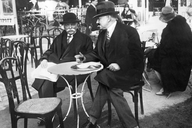 Proto-rock star Auguste Escoffier, left, in Paris in 1935. His cookbooks are used to train chefs today. 