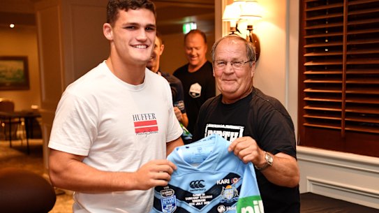 'It can get better': Raudonikis presents NSW jumpers in emotional ceremony