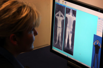 WA prisons will soon have full body scanners, similar to this one used at a UK airport. 