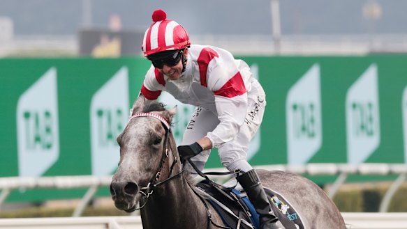 Kerrin McEvoy can’t stop smiling as he steers Classique Legend to victory in the 2020 Everest.