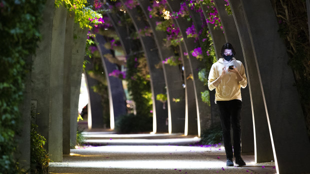 Queensland Police said people still needed to wear masks despite movement restrictions being lifted.