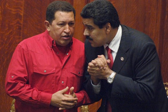 Hugo Chavez (left) with then foreign minister Nicolás Maduro in 2007. 