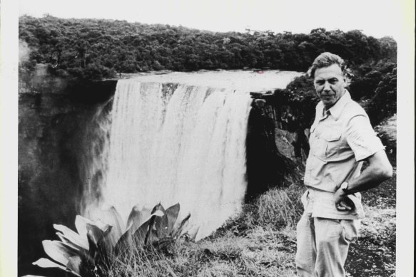 David Attenborough at Kaietuer Falls in publicity shot for Life on Earth in 1995.