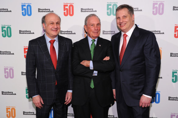 The relationship between David Siegel (left) and John Overdeck (right) has turned toxic. They are pictured here in 2017 with billionaire and former New York mayor Michael Bloomberg.