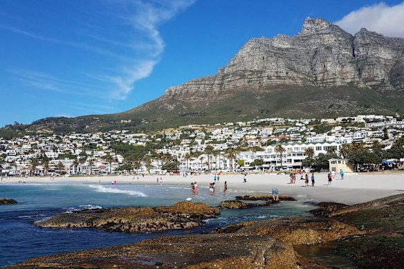 The spectacularly situated South African city of Cape Town is a major stop on Collette’s Ultimate Africa Expedition.
