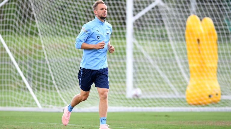 Comeback trail: Siem de Jong has made an encouraging start to his recovery from a hamstring injury, Sydney FC coach Steve Corica says.