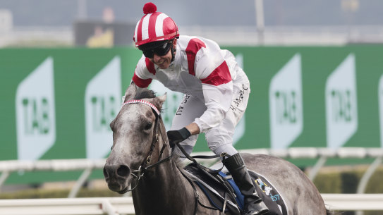 Kerrin McEvoy can’t stop smiling as he steers Classique Legend to victory in the 2020 Everest.