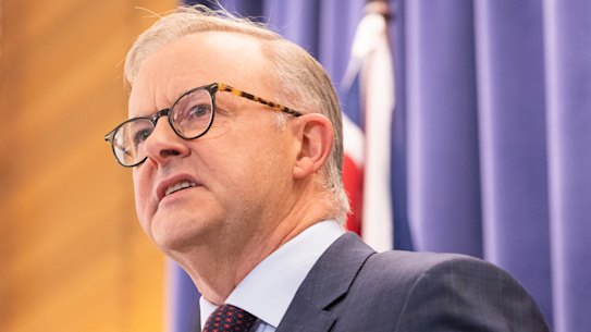 Opposition Leader Anthony Albanese produced modelling saying the Labor plan would create 604,000 direct and indirect jobs by 2030.