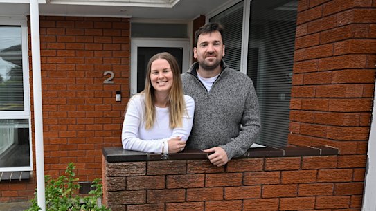 Joe Coultas and Steph Clinch just sold their Moorabbin villa, and said the change in momentum was noticable.