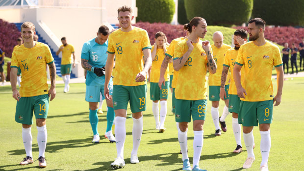 Socceroos 在他们位于卡塔尔的基地进行训练。