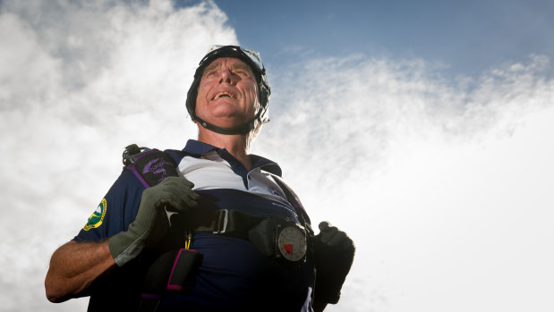 Graeme Windsor is 70 years old and has done 7000 skydiving jumps. He's competing in the Skydiving Championships at Moruya.