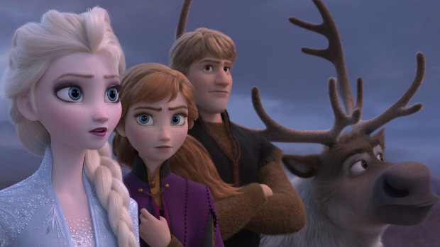Elsa (Idina Menzel), Anna (Kristen Bell), Kristoff (Jonathan Groff) and Sven in are back and on a new mission in Frozen 2. 