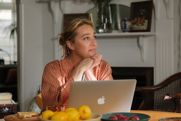 Asher Keddie returns as lifestyle blogger turned website entrepreneur Evelyn Jones in <i>Strife</i> season 2.