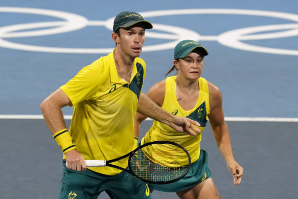 Barty and Peers are bronze medallists.