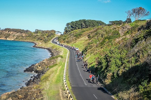 Walkers for truth wend their way from Portland, western Victoria, heading 400 kilometres through an ancient land to a modern parliament.