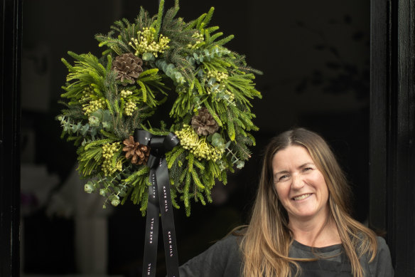 Jules Loong with her wreath.