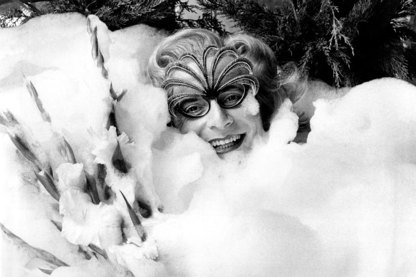 Dame Edna Everage enjoys a bubble bath in Sydney in 1981.