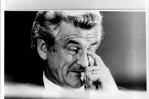 It is becoming rare, now, for a male politician to not display emotion, during crisis. When former Prime Minister Bob Hawke did it, in the 1980s and 1990s, he was the odd one out. 