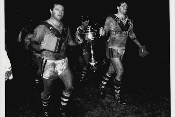 The Dragons’ Craig Young (left) and Graeme Wynn on their lap of honour in 1988 after winning the midweek Panasonic Cup.