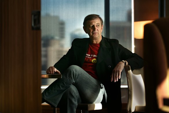 The legendary Dennis Cometti died aged 76.