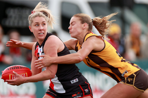 Hawthorn comfortably beat St Kilda at RSEA Park in Melbourne.
