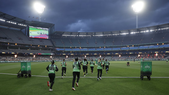 Annabel Sutherland leads out the Melbourne Stars on Saturday night.