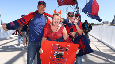 Fans arrive for the 2021 AFL Grand Final 