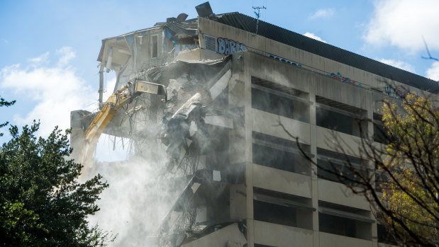 Demolition of the former CSIRO headquarters in Campbell is underway to make way for two apartment blocks and over 100 townhouses.