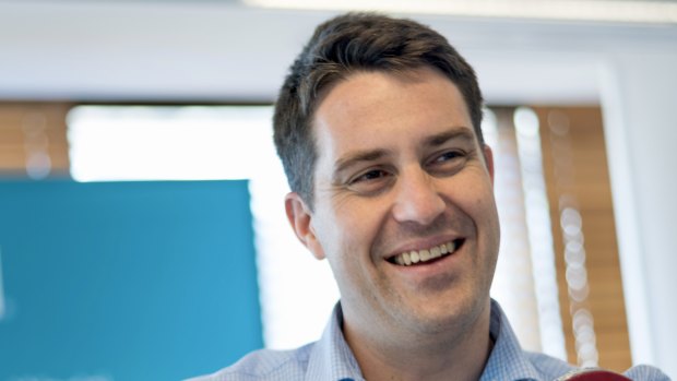 Lawrence Crowther leads a team of technology specialists in his managerial role at Pivotal.