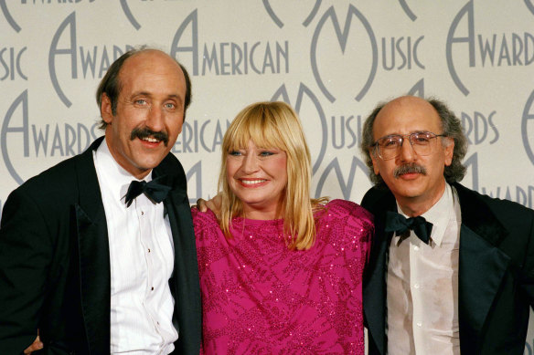 Stookey, Travers and Yarrow at the American Music Awards in 1987.