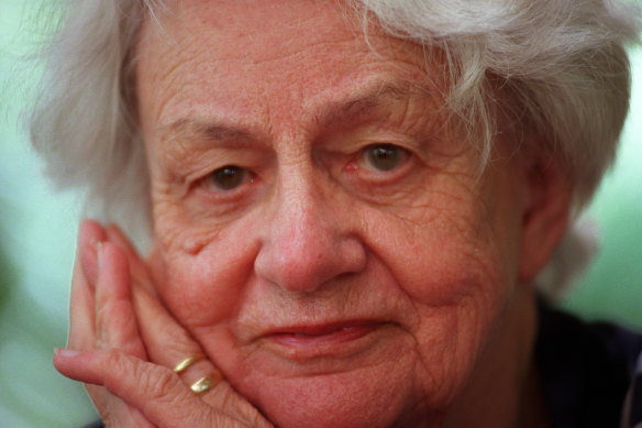 Poet Judith Wright in 1998.