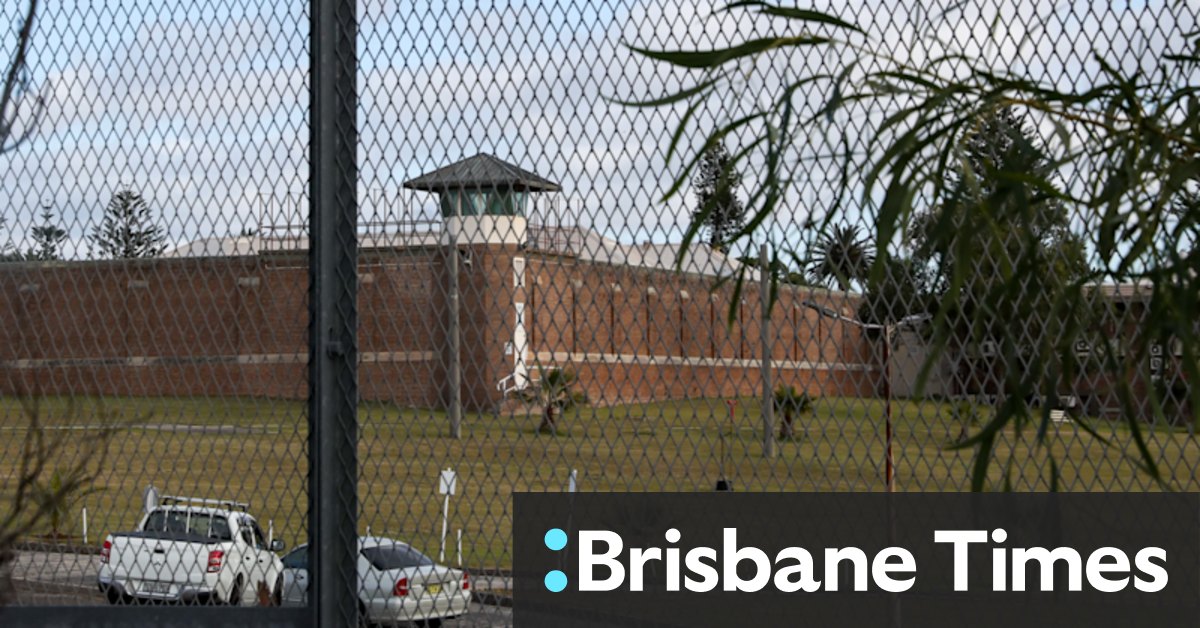 Long Bay prison escapee allegedly breaks into home, carjacks woman - Vimarsana News