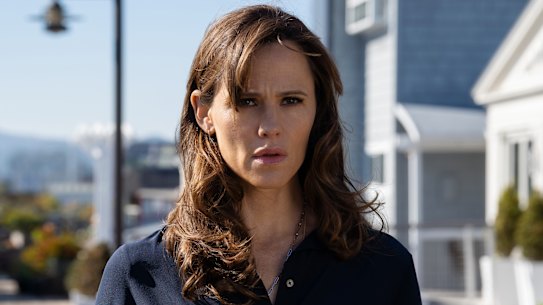 Jennifer Garner in The Last Thing He Told Me.