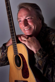 Frank Ifield in 2001.