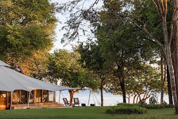 Amanwana’s 17 white canvas tents are neatly staggered along a shoreline.