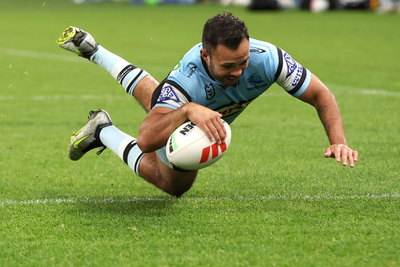 Braydon Trindall scores a try for Cronulla.