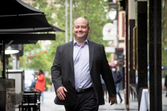 NAB banking boss Andrew Irvine announces the Easy Tap app, tap on phone payment technology in a first for a major Australian bank.